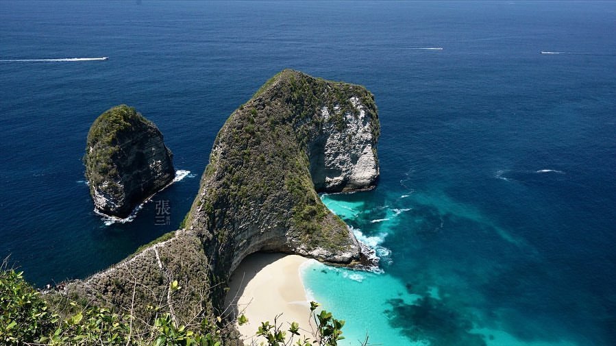 Kelingking beach is worth to hike and go to swim on the beach. It’s mental and p