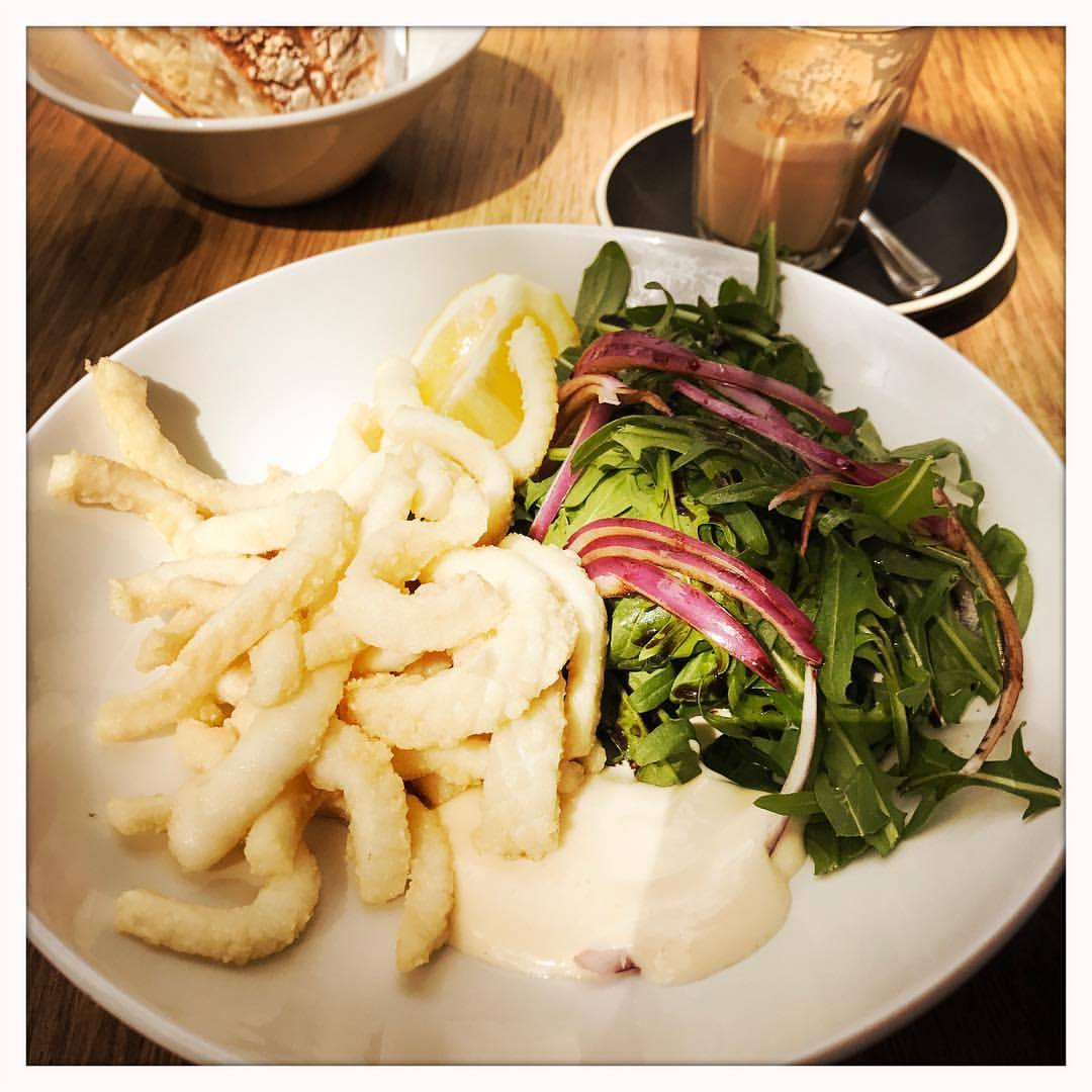 在 University Cafe