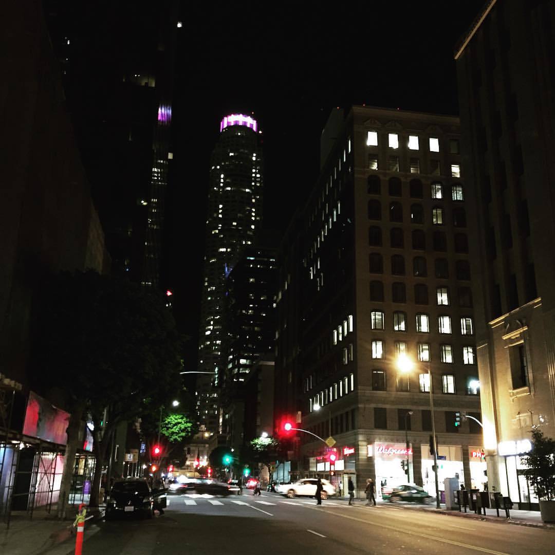 对这大城市一点无感，尤其又住在了Downtown