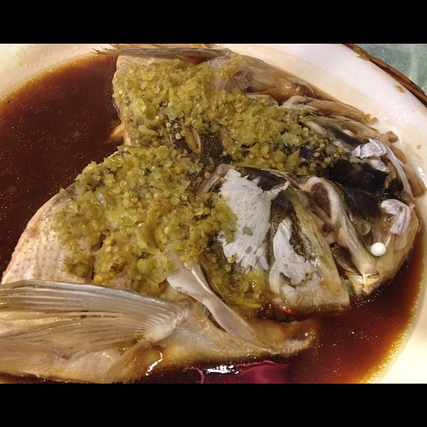 绿茶的跺椒鱼头 (使用Instagram拍摄)